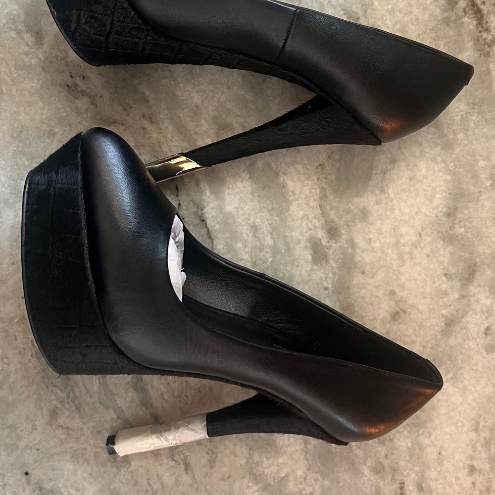 Kate Ferguson Bussi Black Pumps